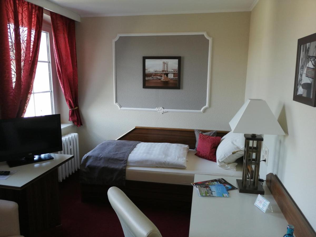 Hotel Weisse Taube Dobeln Luaran gambar