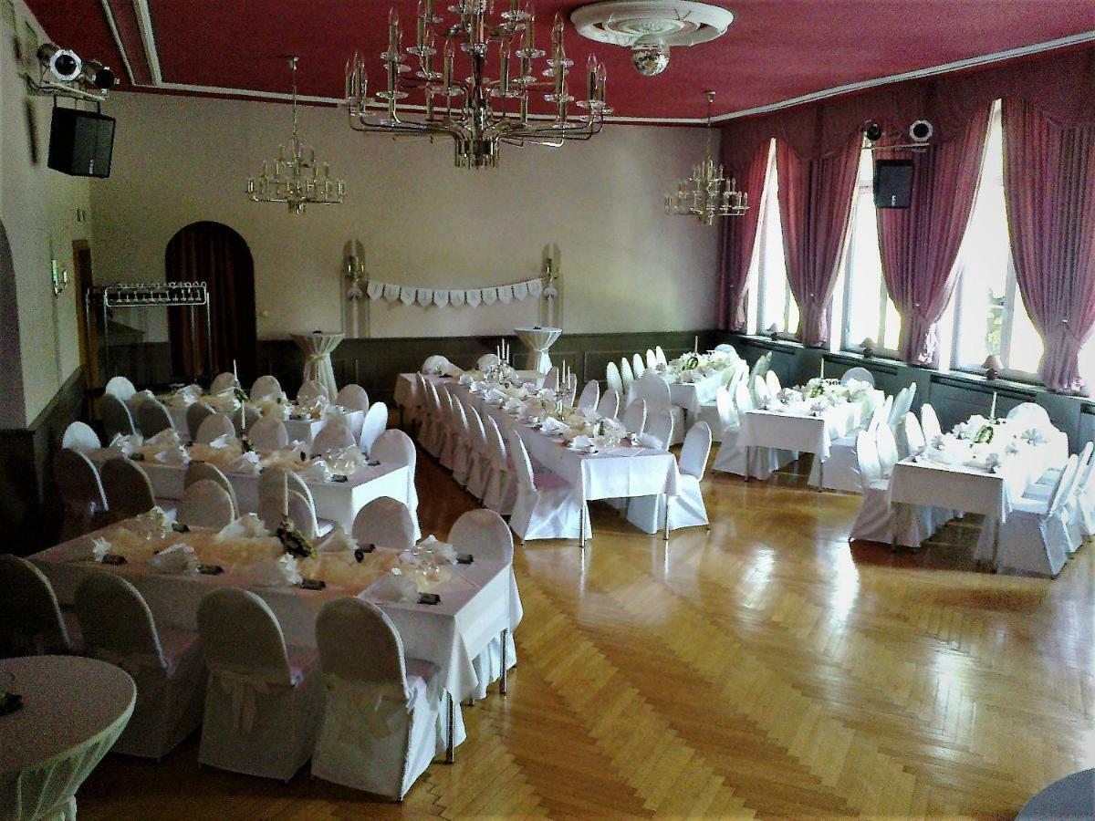 Hotel Weisse Taube Dobeln Luaran gambar